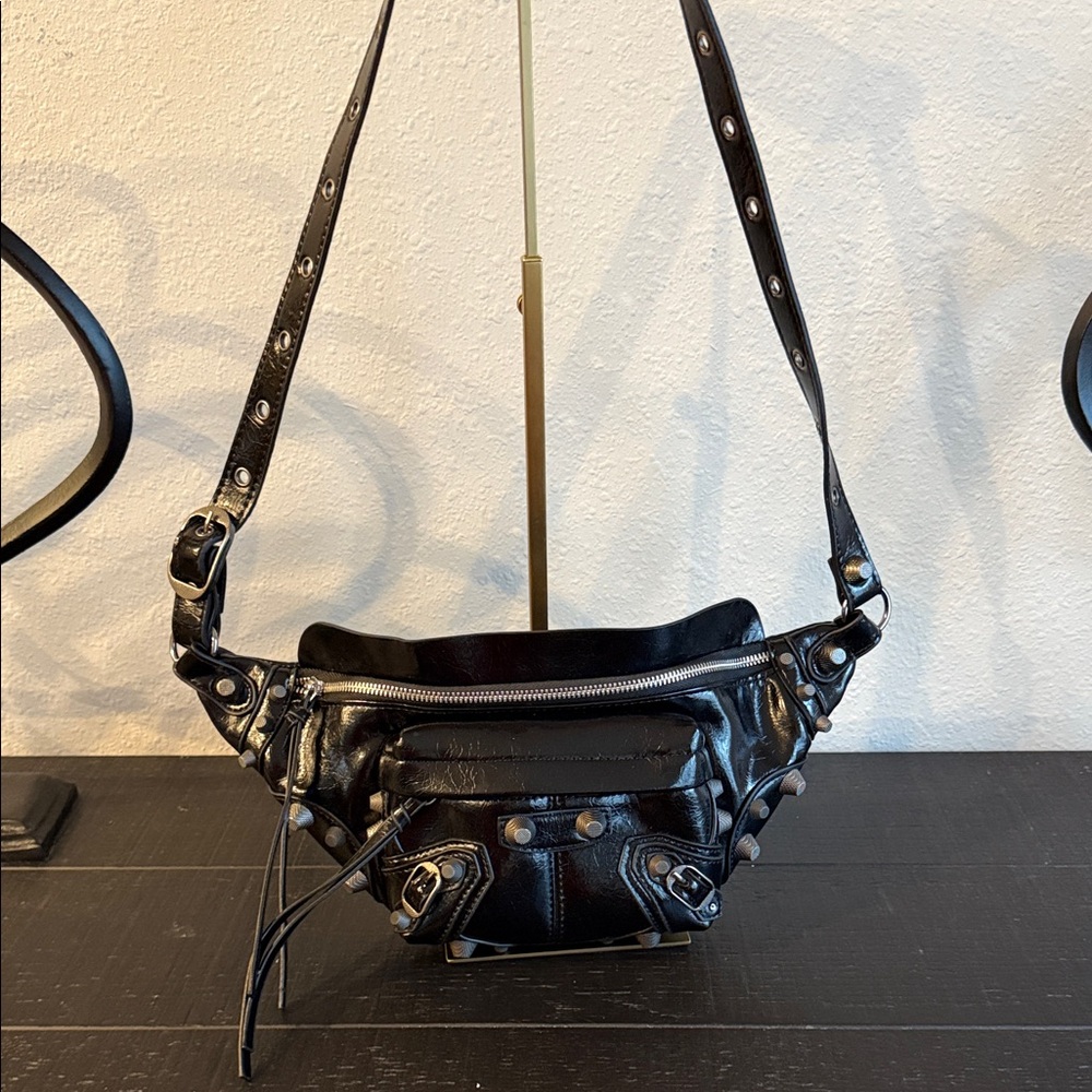 Black Crossbody bumbag